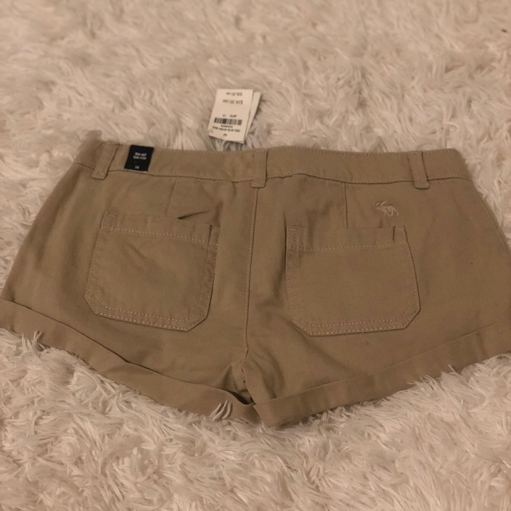 Shorts - Picture 5 of 5